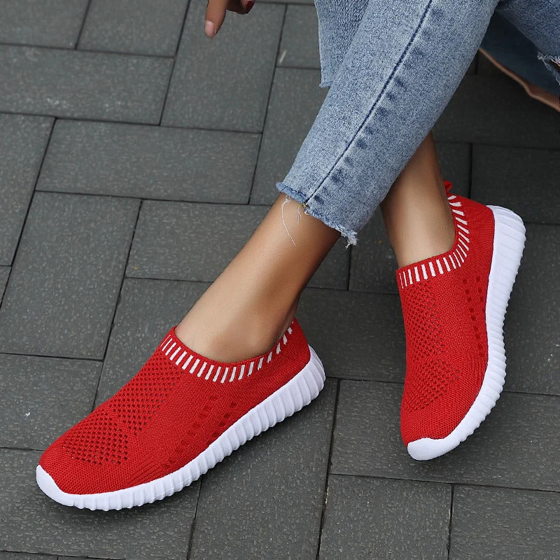Ultraleichte, übergroße Laufschuhe für Damen, modische, atmungsaktive Sport-Sneaker mit Fliegengewebe