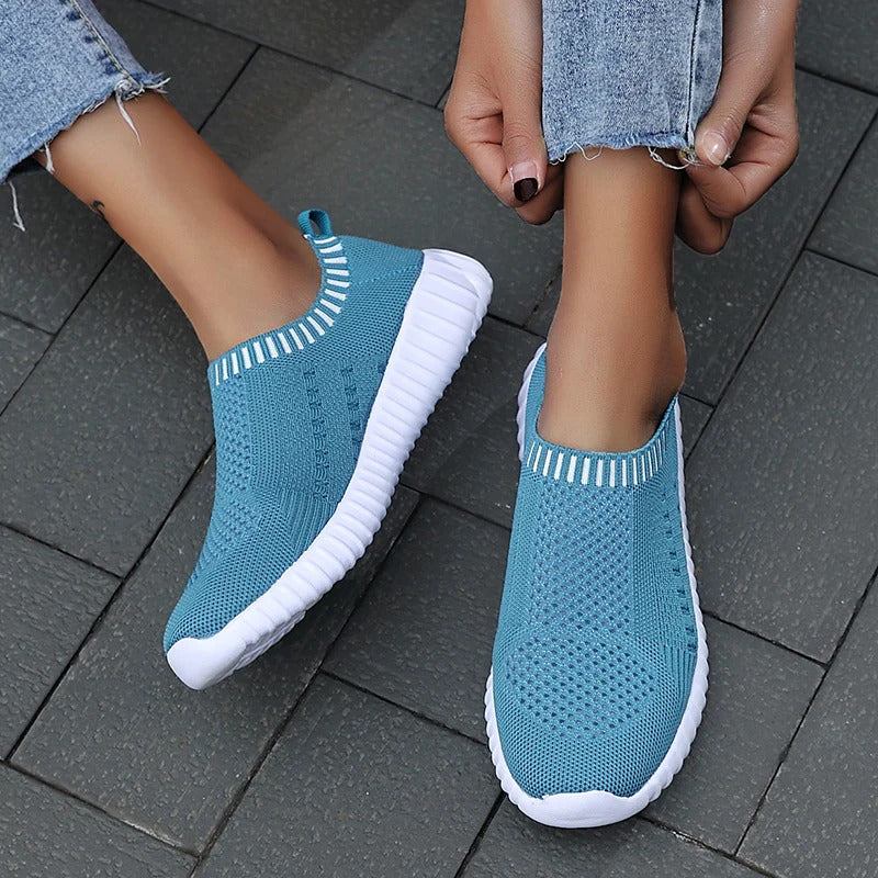 Ultraleichte, übergroße Laufschuhe für Damen, modische, atmungsaktive Sport-Sneaker mit Fliegengewebe
