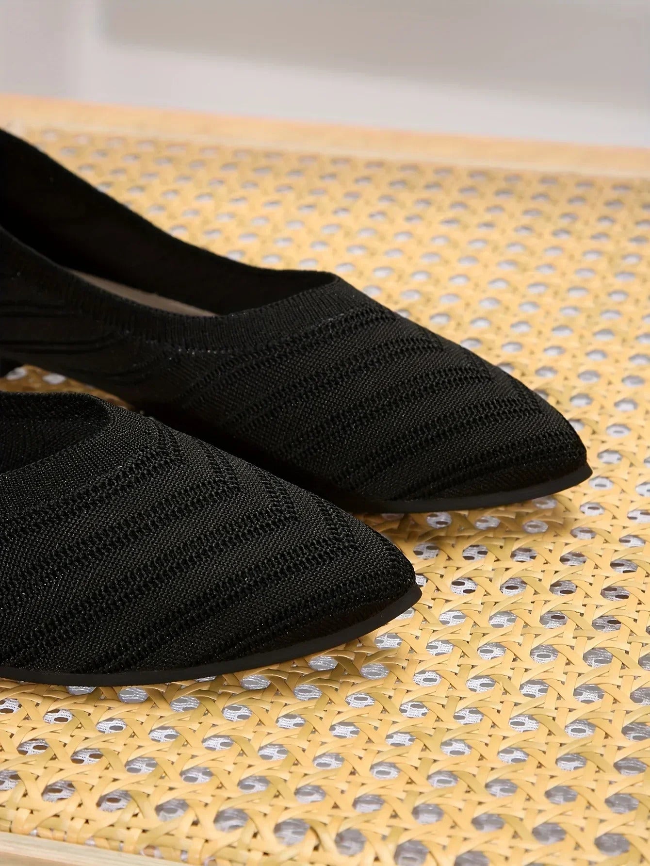 Damen Spitzschuh Flache Schuhe Einfarbig Gestrickte Slip-on-Schuhe Lässige Atmungsaktive Ballerinas Damen Flache Schuhe Müßiggänger Damen